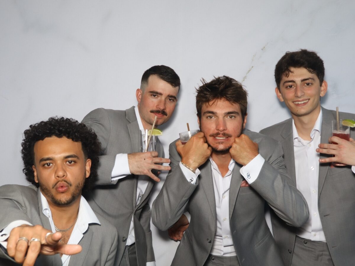 Foto grupal de la familia en la Lux Booth